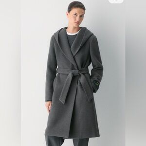 BNWT Aritzia Coat